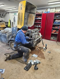 Servicing workshop 6