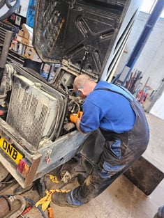 Servicing workshop 7